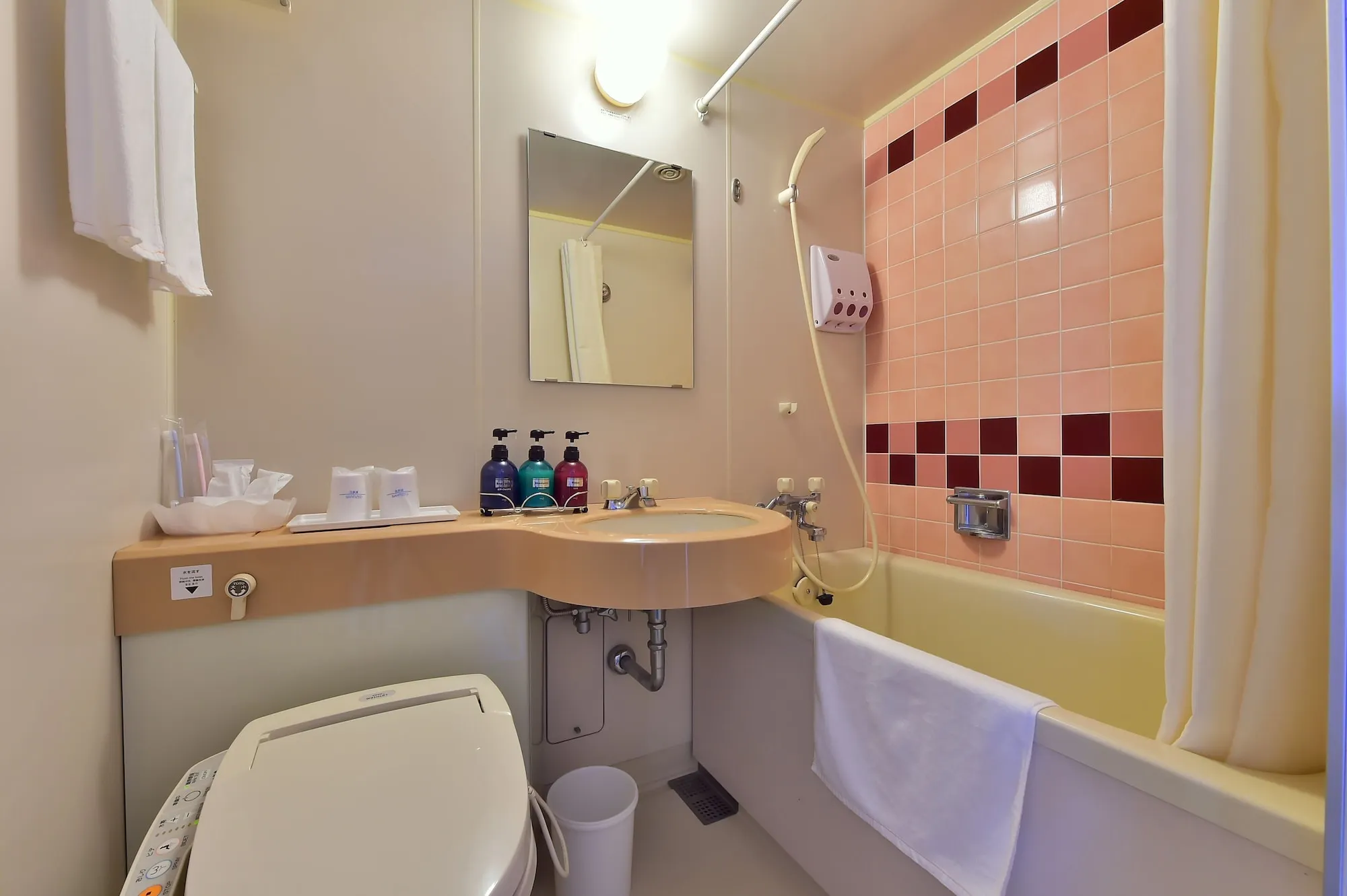 館山リゾートホテル 客室 Photos