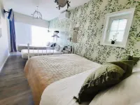 Smiling Places - Guest House in Labruge Hotels in Labruge