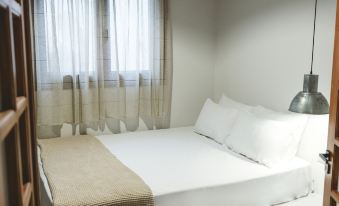 Aesthisis Sensational Accommodation Archangelos
