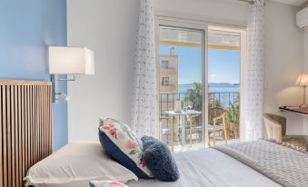 Anglade Hotel