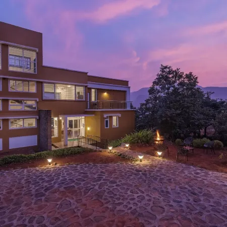CosmicStays Afita Mohari-Solar Powered Lakehouse