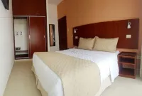 Apart Hotel Premium Suites Santa Cruz - parkir