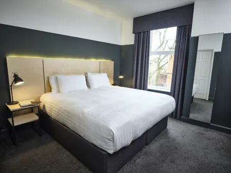 The 1852 Hotel - Self Check-IN