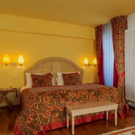 Hotel Henry