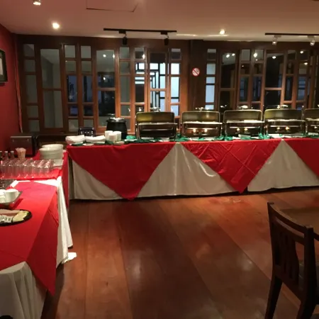 Mango Valley Hotel 1