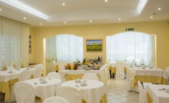 Hotel Cannes - in Pieno Centro