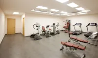 Vittoria Resort Pool & Spa - Gym