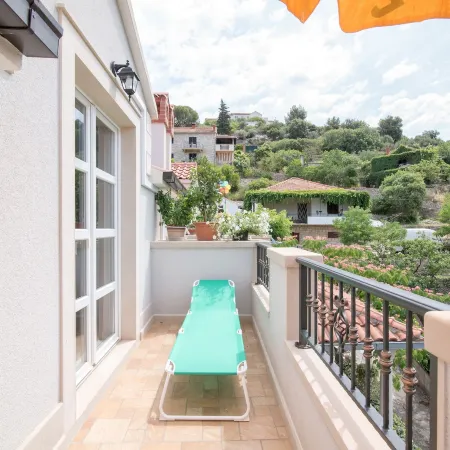 Apartments Mare Hotels in Postire