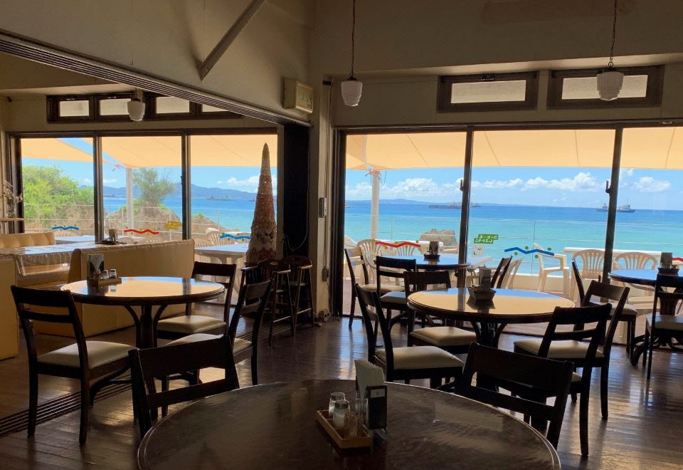 호텔 & 레스토랑 온 더 비치 루이의 오션뷰