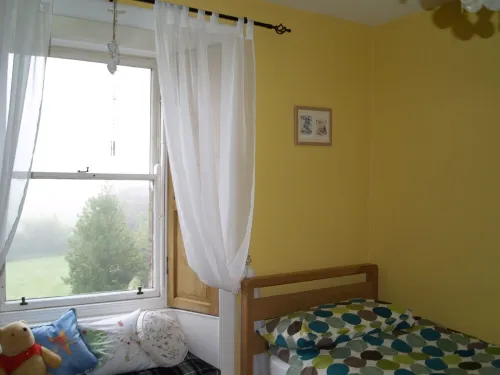 Beautifully situated amidst rolling farmland - 2-Star