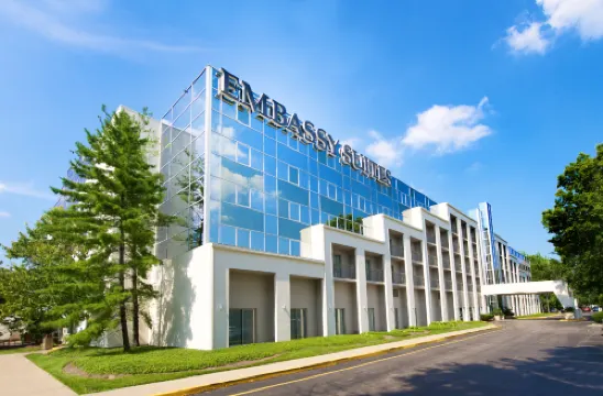 Embassy Suites by Hilton Cincinnati Northeast Blue Ash Hotels in Blue Ash
