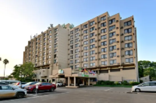 Holiday Inn HARARE by IHG Hotel a 