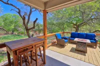 Charming Escape with Hot Tub and Game Area - Delightful Hill Country Haven
