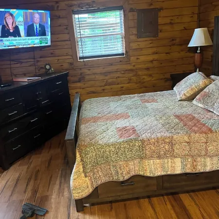 The Ponderosa Guesthouse
