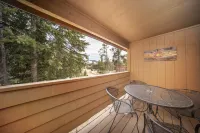 Tranquil Setting and Cozy Furnishings - Charming Mountain Retreat Hotels in Winter Park
