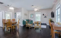 Boho getaway - walkable to downtown Fort Myers!
