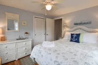 Charming Escape Near Beaches - Delightful Coastal Haven 데니스 호텔