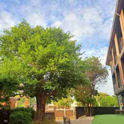 The Corn Resident Maesot Hotel Exterior