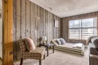 Thunderhead 204 close to slopes w heated pool Hotels in Clackamas County