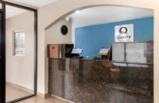 Quality Inn & Suites Decatur Priceville I-65