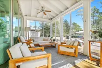 Magnolia Cottages - Georgia Peach at the Beach