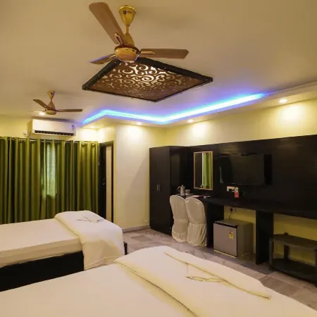 Hotel Shantinivas