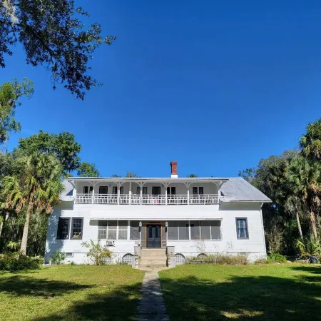 Blue Sky Manor