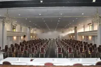 Cascadia Hotel