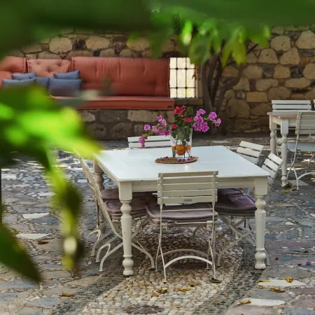 Alacati Zeytin Konak Hotel
