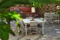 Alacati Zeytin Konak Hotel