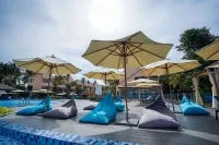 Holiday Villa Beach Resort Cherating - Bãi biển