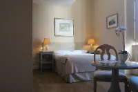Château de Lazenay - Résidence Hôtelière Hotels in Le Subdray