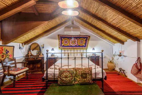 Eros Pittoresque Retreats - Perfect Location, Panoramic Seaview