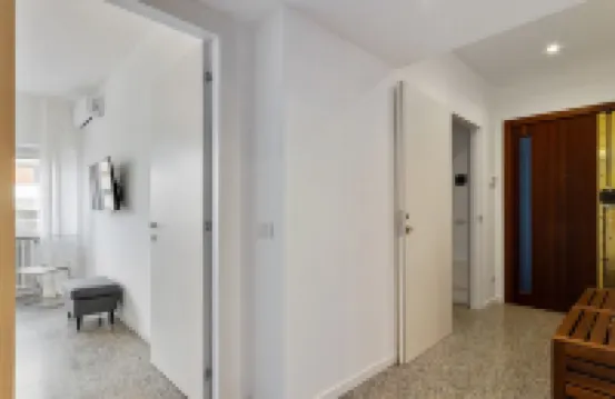 GuestHost - Inner City Apartments