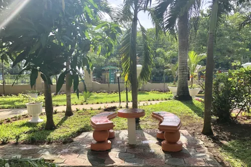 Gold Nugget Hotel Hotels in Negril