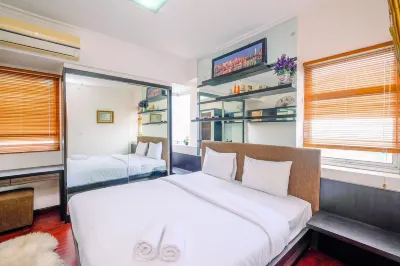 Cozy and Nice 2Br Apartment at Maple Park Sunter Hotel a 