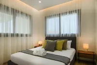 Phaedrus Living: Sea View Anna Residence 201