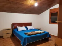 Apartment Near Lady of the Sea & Phoenician Wall Hotels near Botrys,statue of sponge diver