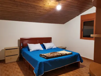 Apartment Near Lady of the Sea & Phoenician Wall Hotels in Kfarhollos