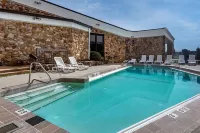 Comfort Inn & Suites Near Danville Mall Hotels in Danville