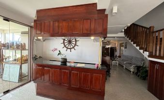 Scarlet White Resort