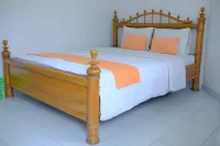 Villa ChavaMinerva Hanni Ciater with Pool Hotel a Sagalaherang