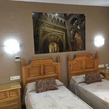 馬克西米亞諾和谷里奧酒店