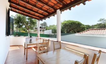 Farm on the Beach Sea View 2 Steps from Lisbon