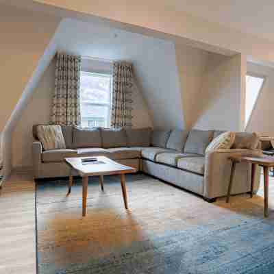 ベースキャンプ スイーツ バンフ Rooms