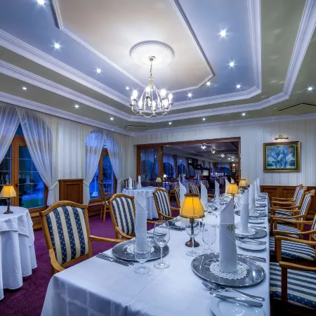 Villa Medici Hotel & Restaurant