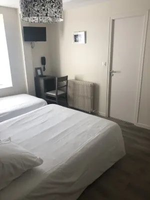Hôtel de Paris Hotels in Bricquebec