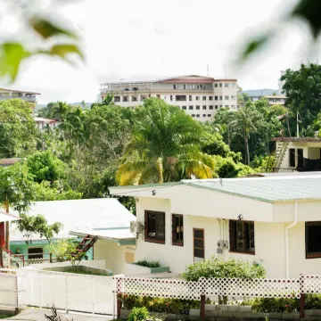 Yogi-Homestay Hotel berhampiran Belau National Museum