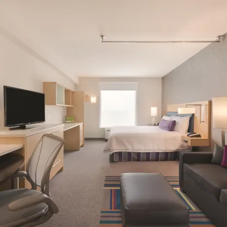 Home2 Suites by Hilton Austin North/Near the Domain Отели рядом с достопримечательностью «Торговый центр The Arboretum»