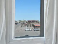 The Historic Grand Canyon Hotel - Mountain view
